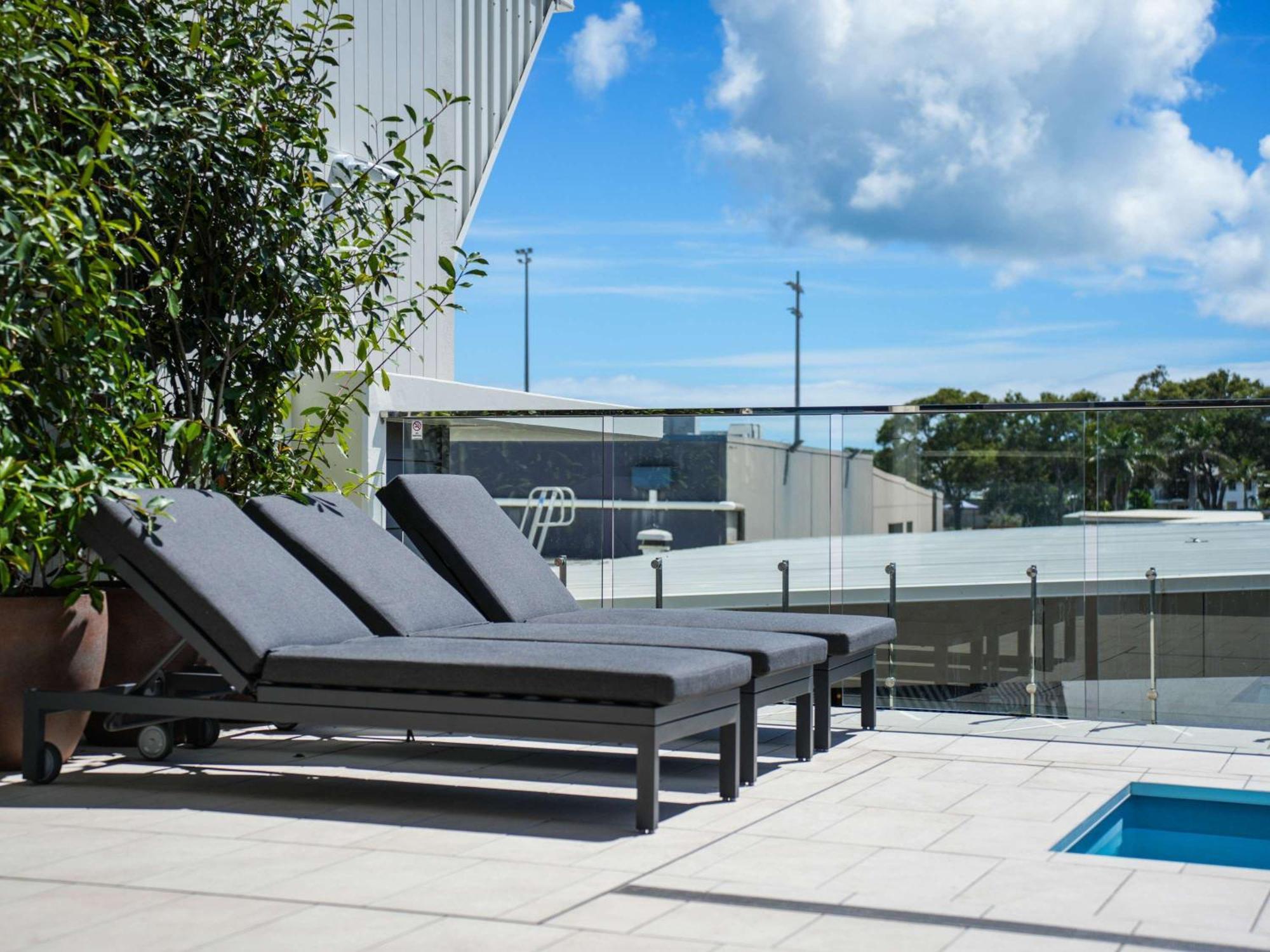 Aparthotel Mantra Gladstone Esterno foto