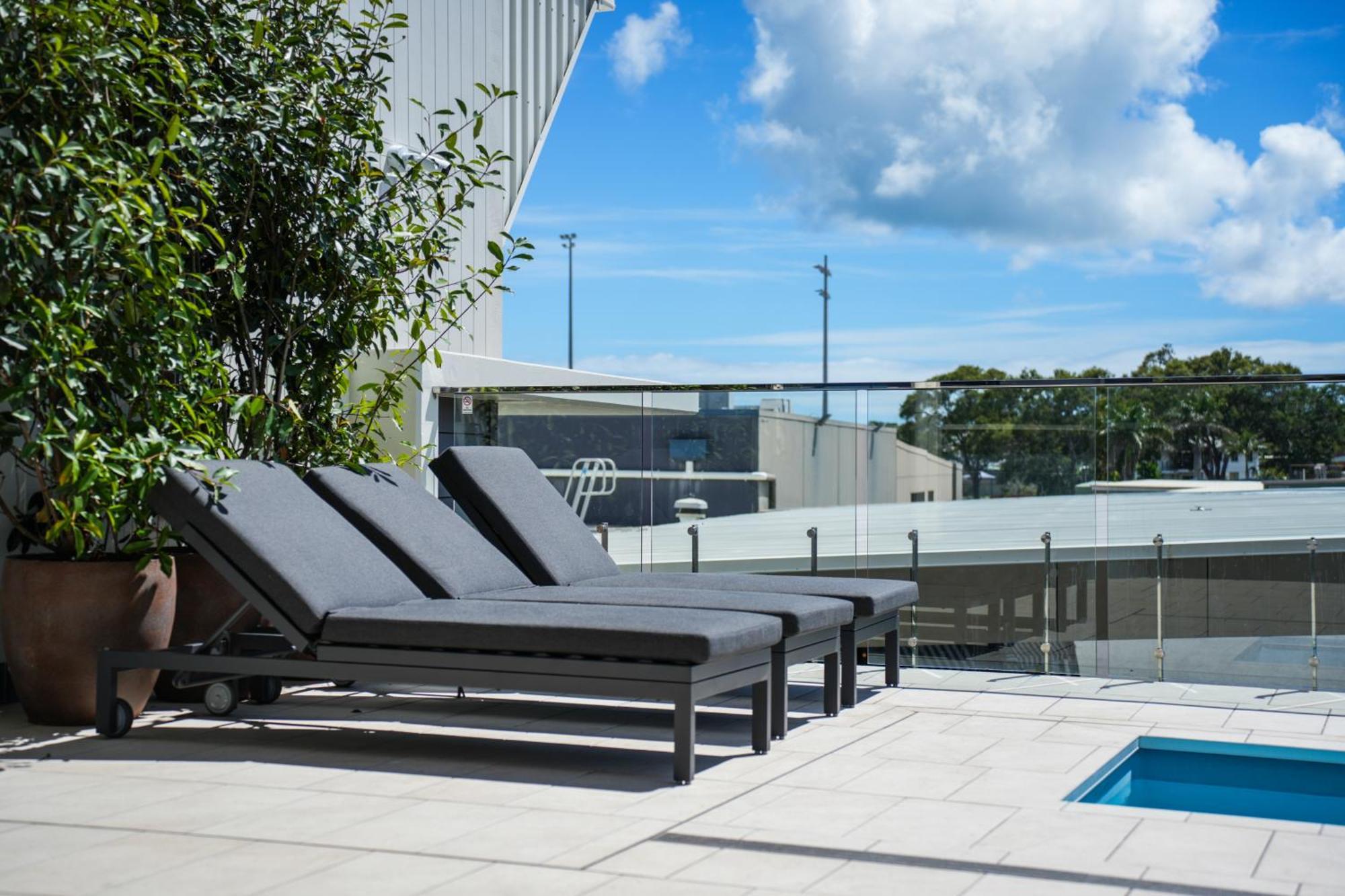 Aparthotel Mantra Gladstone Esterno foto